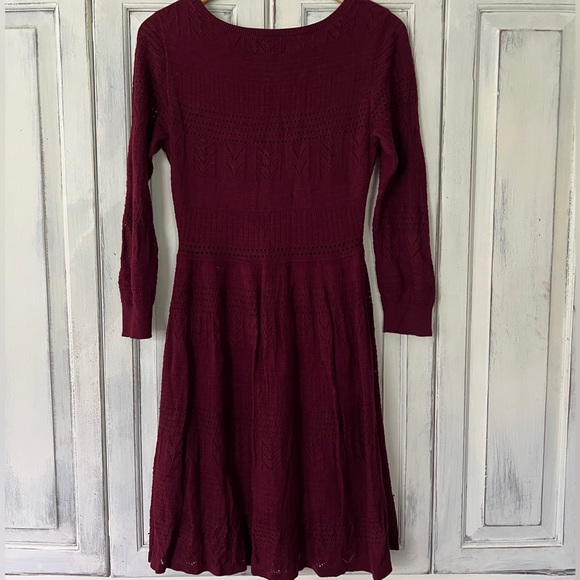 🟠AMERICAN EAGLE Lined Crochet Long Sleeve Boho Sweater Dress in Deep Wine SMALL - Picture 7 of 12